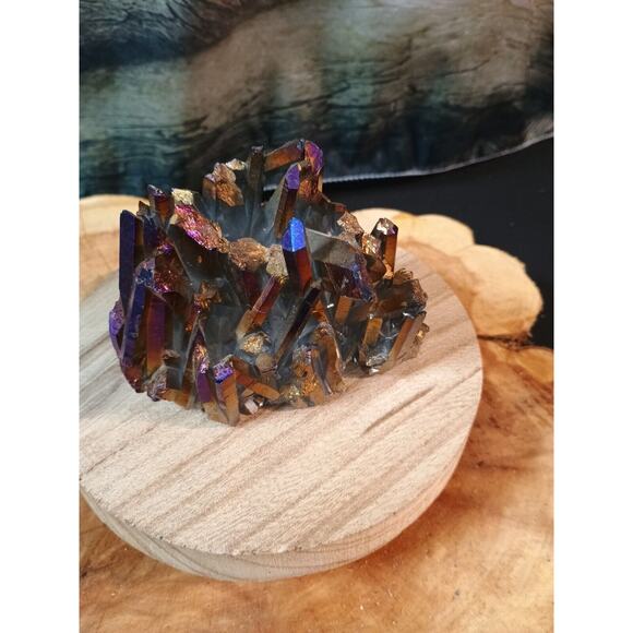 Rainbow Aqua Aura Quartz Crystal Cluster Points Titanium Coating .95lbs - Picture 8 of 16